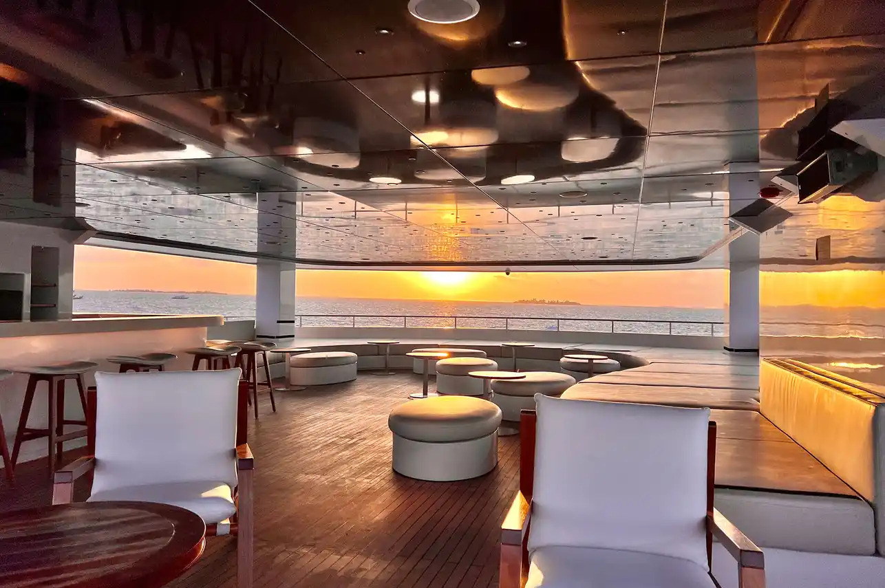 White Pearl Liveaboard